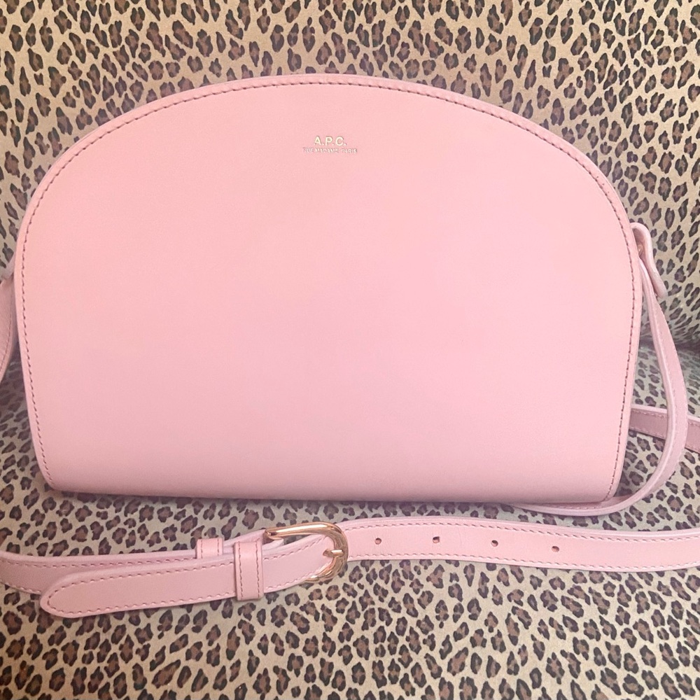 A.P.C. DEMI-LUNE HALF-MOON PINK LEATHR SHOULDER/CROSS-BODY BAG/ON-TREND-LIKE NEW